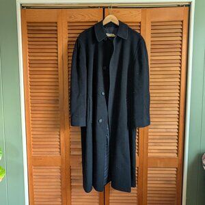 Gorgeous Women’s Black Wool Peacoat – Size Large – Satin Lined – Classic